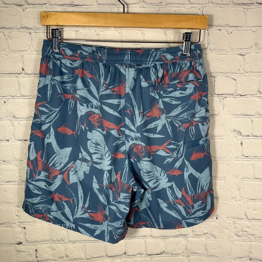 Huk Performance Fishing Mens Blue Coral Fish Tropical Print Swim Trunks Size S